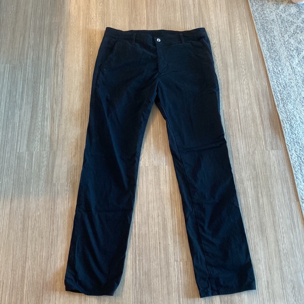 AG Lux Khaki Tailored Trouser in Black